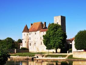 Chateau de Nemours